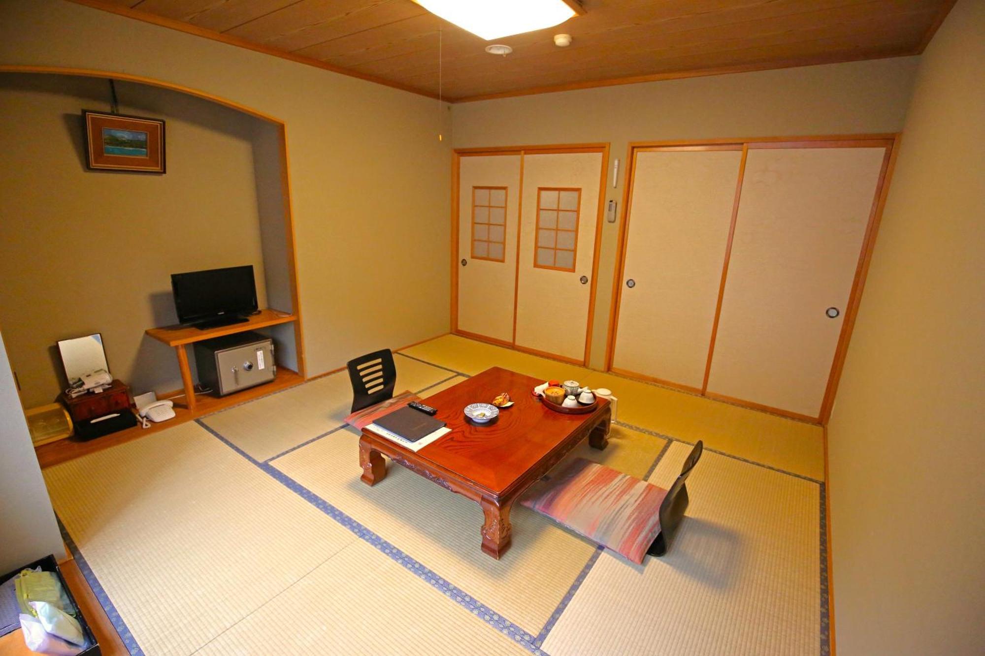 Nakajimaya Ryokan Нодзава Онсен Екстериор снимка
